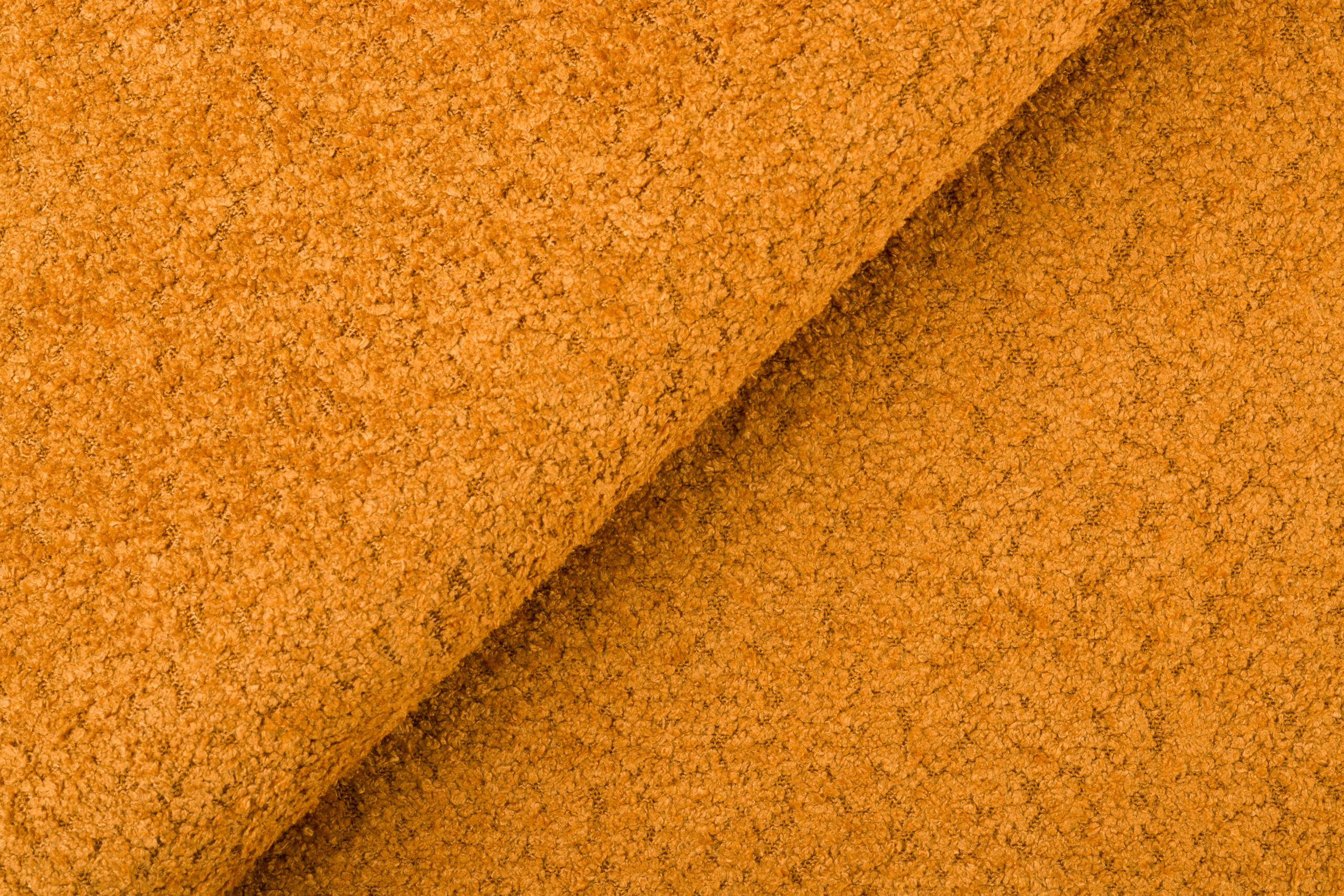 CATCH ME 08 Golden Ochre